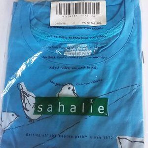 SAHALIE SAT MKT TEE NEW IN PKG